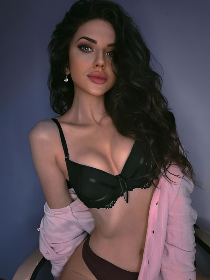 Галина привлекальеная девушка из Шахтёрска цена от 1500 руб