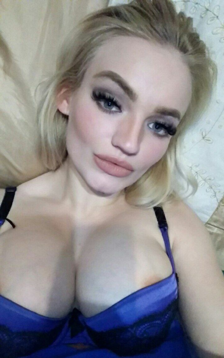 Таня привлекальеная девушка из Шахтёрска цена от 3000 руб