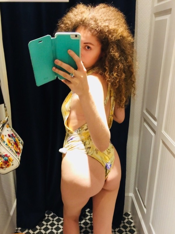 Надюша привлекательная девушка из Шахтёрска цена от 3500 руб