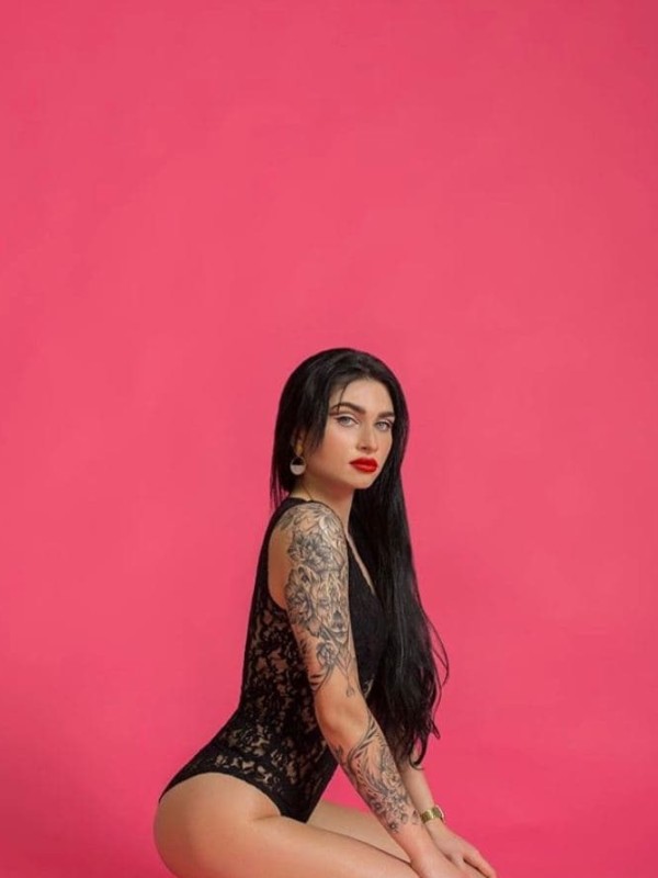 🎥 Евка привлекательная девушка из Шахтёрска цена от 5000 руб